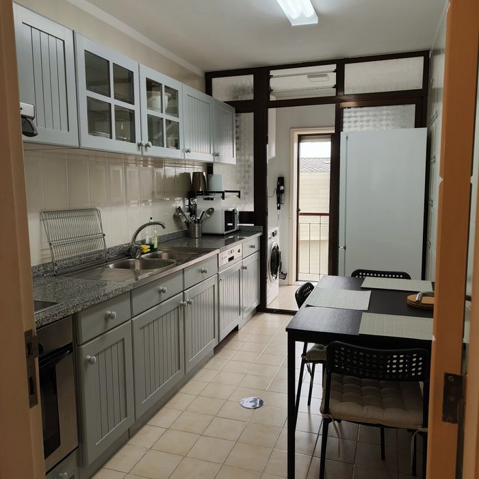 Arrendo quarto perto Polo Asprela