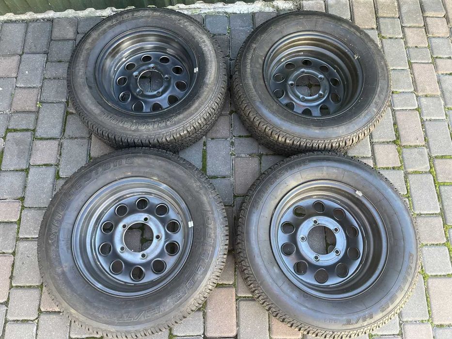 Диски 5/139,7 R15  ШИНИ 205/70 R15 Bridgestone Suzuki Jimny Vitara Нива УАЗ