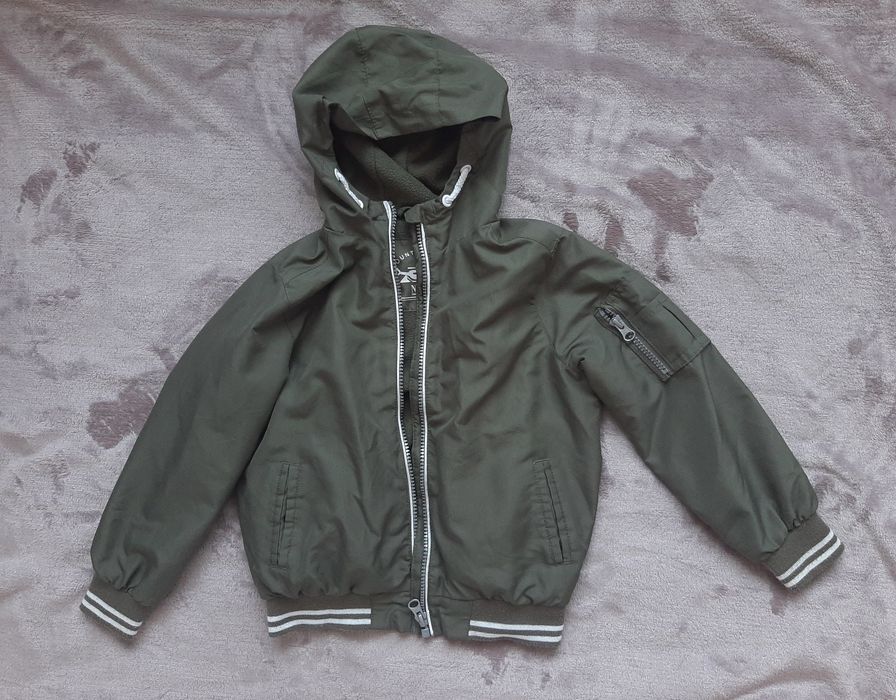 Куртка осіння 110 р