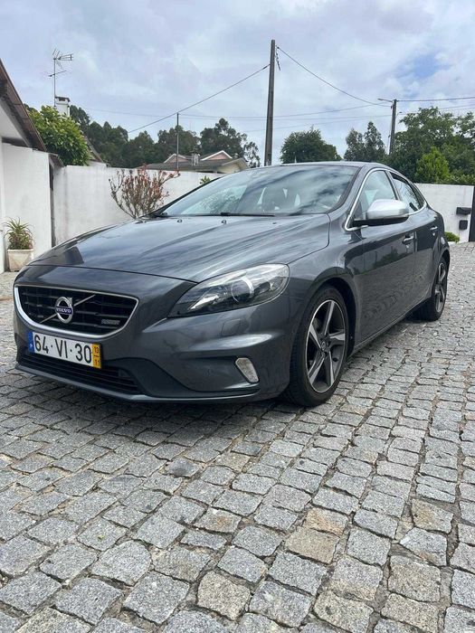 Volvo V40 R-Design D2