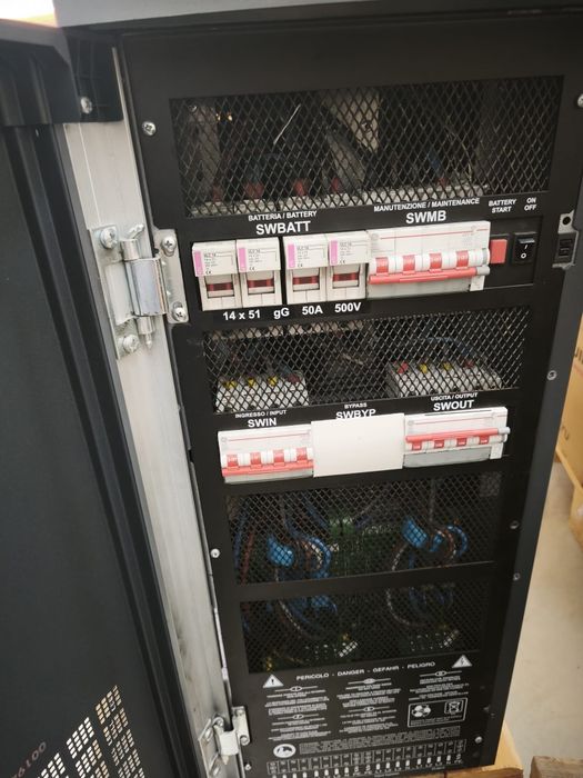 UPS 20kva trifásica
