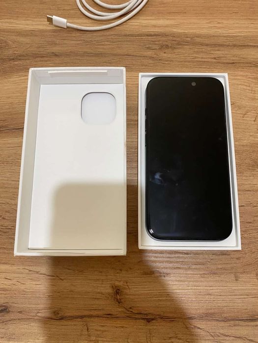 iPhone 15 Como Novo – Impecável, com Extras