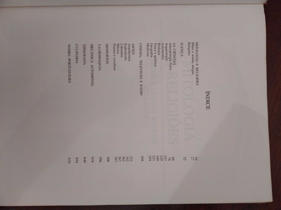 Dicionário Enciclopédico Koogan Larousse, três volumes