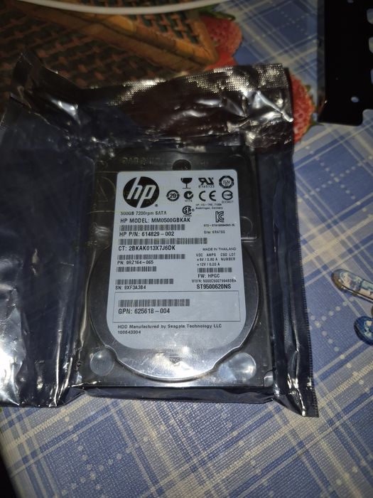 Жёсткий  диск HP 2.5 500GB + перехідник на 3.5