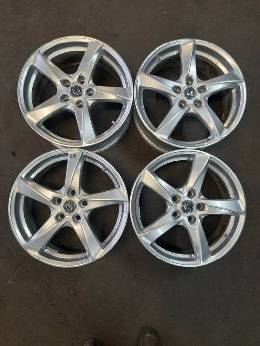 (08) Felgi 18" 5x114,3 ET 46 7,5j - Renault