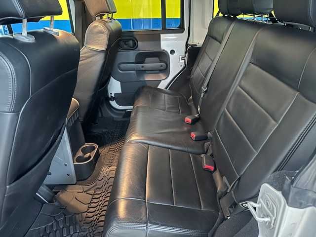 Jeep
Wrangler Unlimited 2.8 CRD MTX Sahara Limited