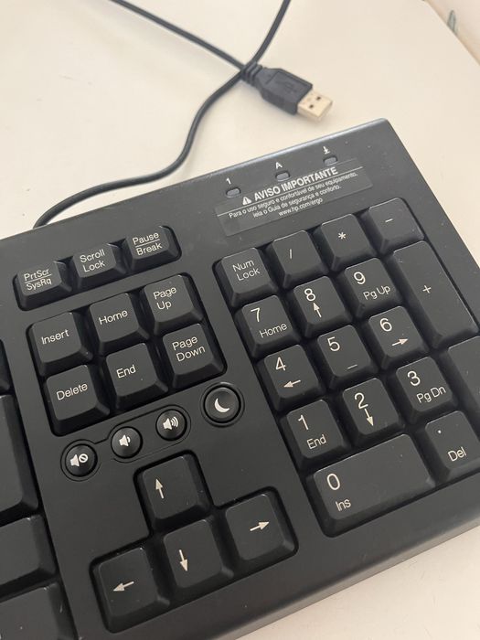 Teclado da HP com cabo USB