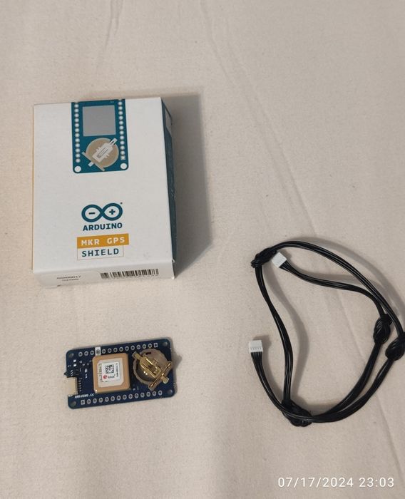 Arduino MKR GPS Shield ASX00017 - nakładka dla Arduino MKR