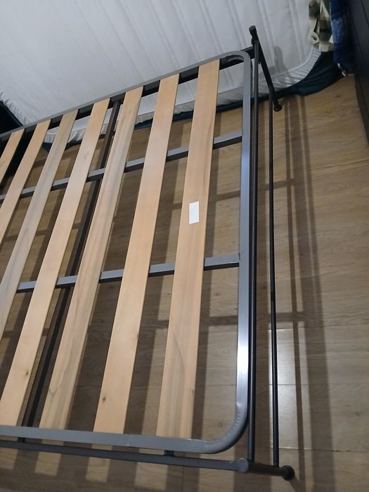 Cama de casal 160/200