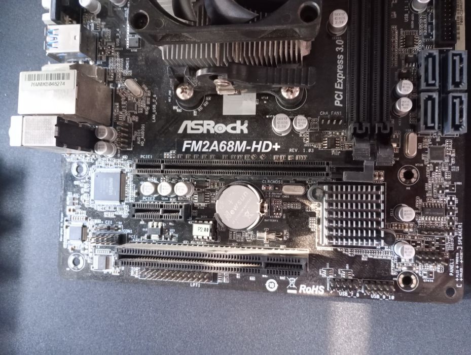 Sprzedam płytę główną ASRock FM2A68M-HD+

Stan: w 100% sprawna, nigdy