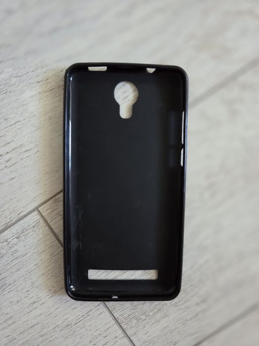 Продам дешево чехлы для смартфонов Samsung, iPhone и других моделей