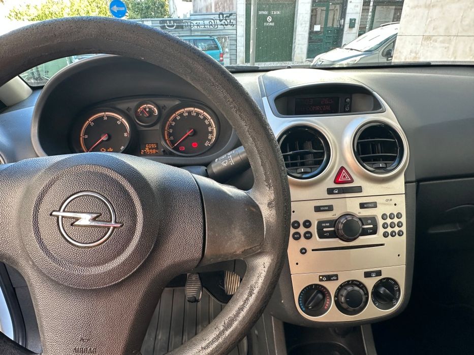 Opel Corsa 1.3cdti 2010