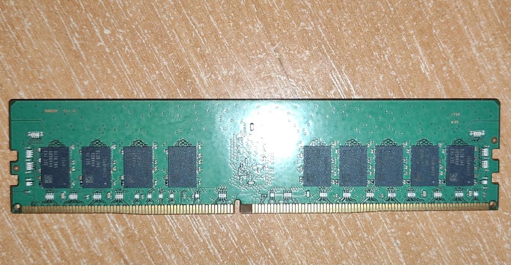 DDR4 16GB x 1 2666MHz