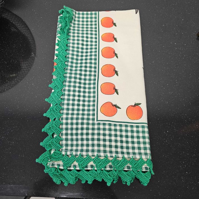 Toalha de Centro de Mesa c/ Croché