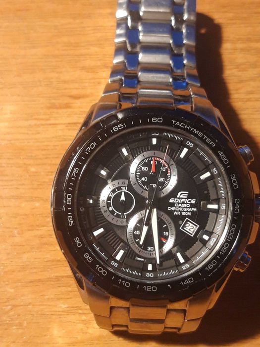 Casio Edifice EF 539 bardzo ładny stan wizualny . 100 % sprawny