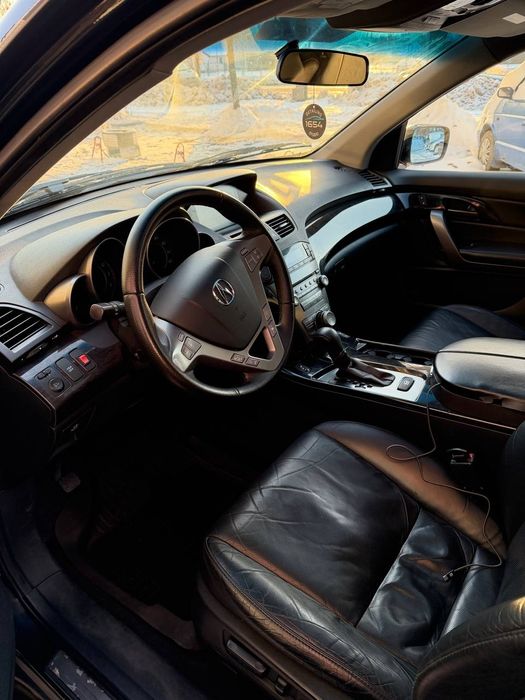 Acura mdx 3.7  sh-awd