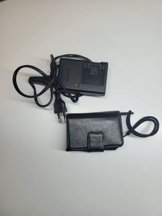 Фотокамера Sony Cyber-shot DSC-T50