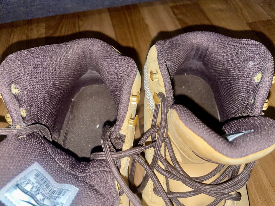 Чоботі ботинки Кросівки Nike under armour Timberland