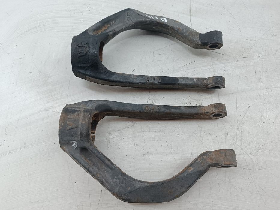 Braços de suspensão superiores esq./ drt. - HONDA CIVIC VI Fastback (MA, MB) | 94 - 01