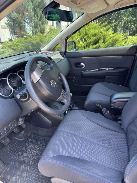 Ниссан тиида, Nissan tiida 2008