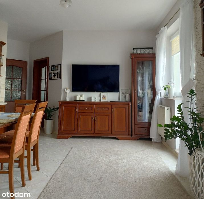Przestronny 3-pokojowy apartament z balkonem