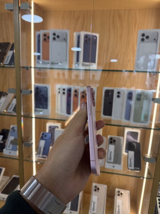 IPHONE 15 128GB COMO NOVO