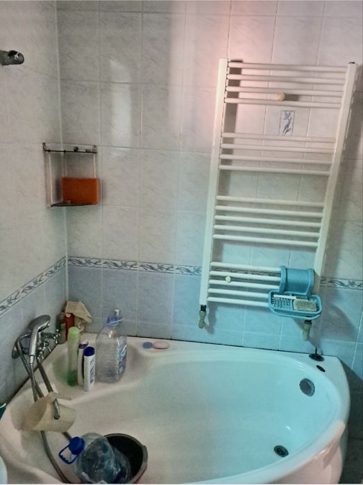 Продається напівособняк в центральній частині міста