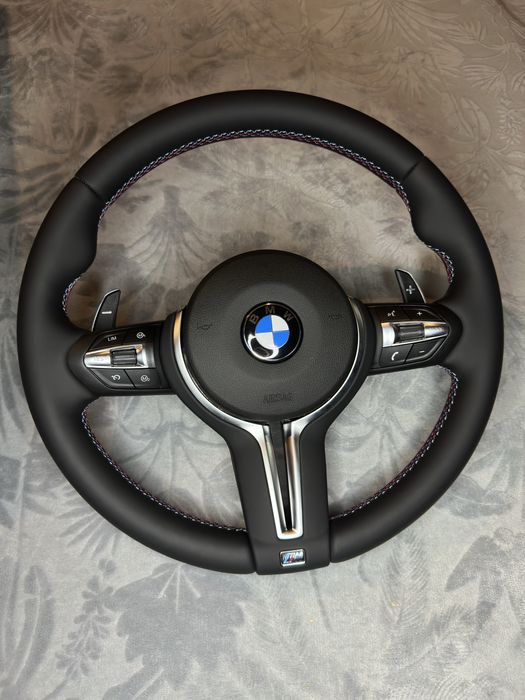 Volante BMW M Performance com ou sem patilhas