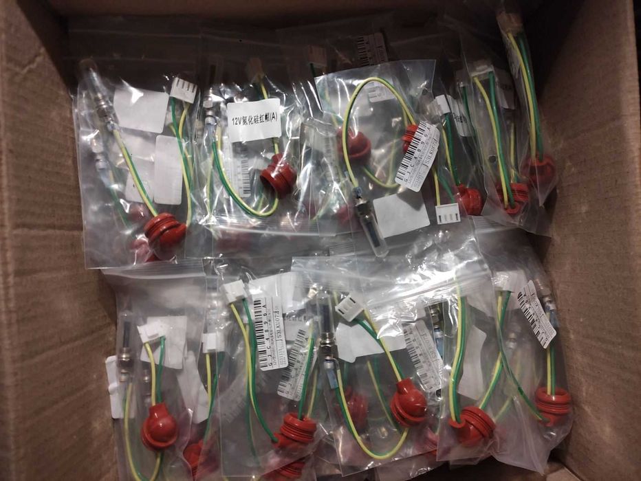 Свічка розжарювання свеча накала автономки отопителя  12в 24в Webasto