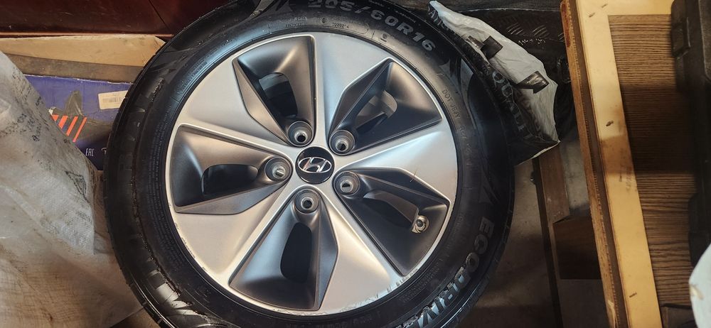 Диски ніссан ліф 5×114.3 r16 nissan leaf титани колеса