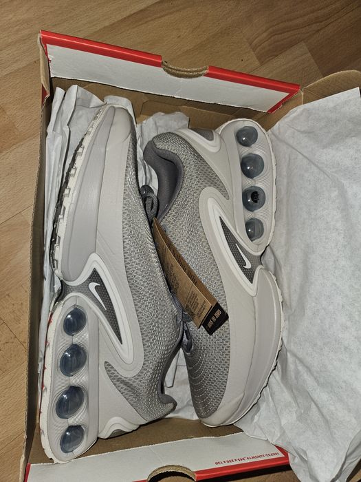 Nike buty meskie Sportowe Air Max DN 
rozmiar 46