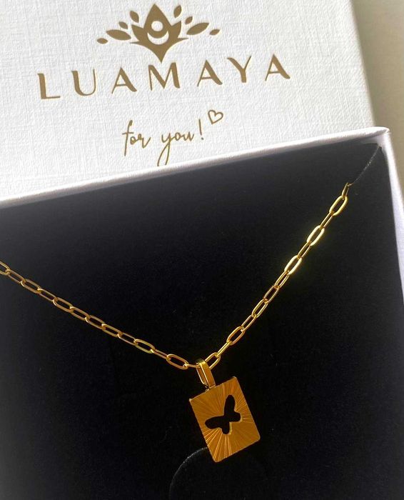 Łańcuszek z zawieszką marki LUAMAYA, nowy, pozłacany, dł. 50 cm