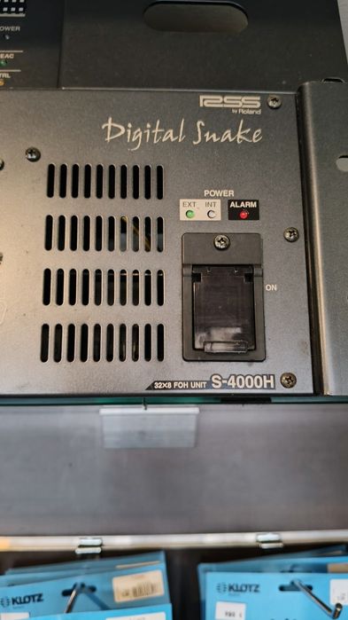 Roland s-4000 h digital snake