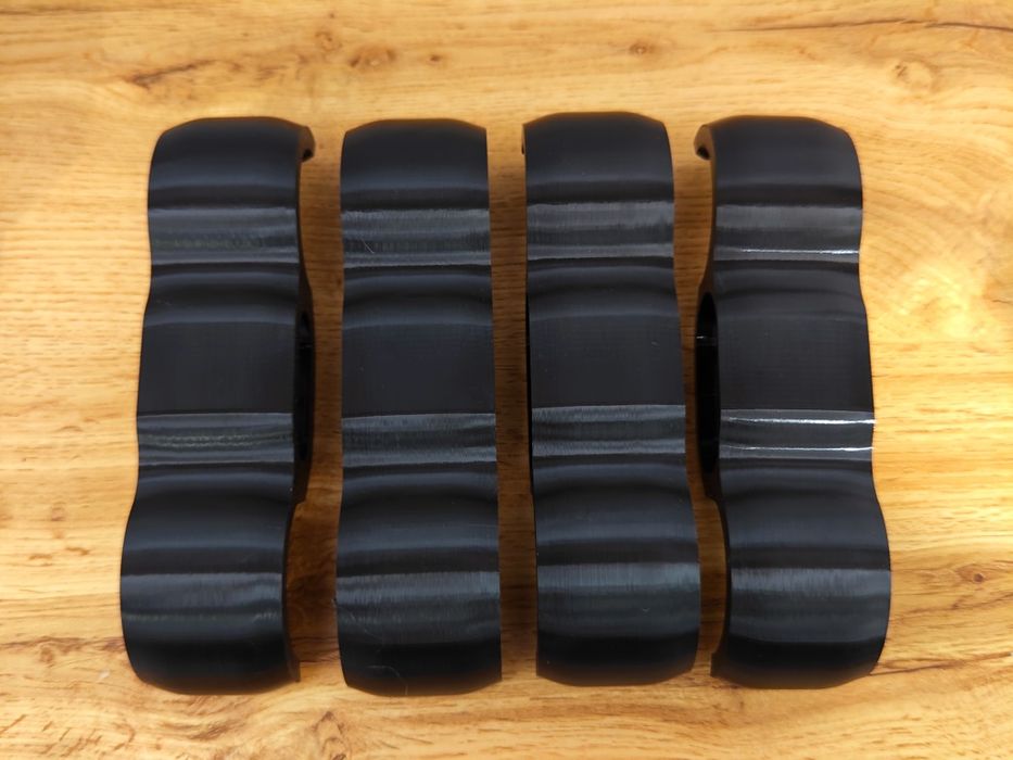 Nóżki pod Wahoo Kickr Core V2 + nóżka pod ramę Zwift Ride