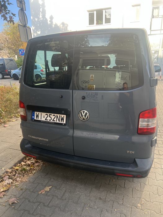 Sprzedam volkswagena transportera t5