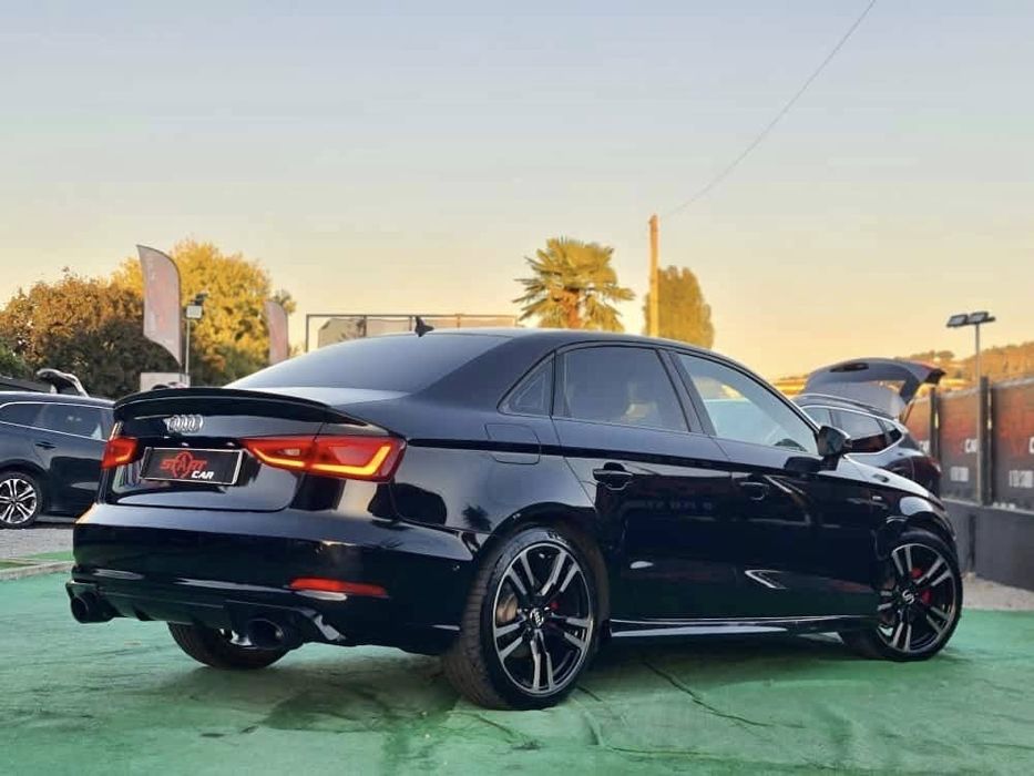 Audi A3 Limousine 2.0 TDI S-line 150cv Look RS3