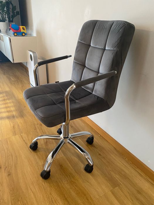 Krzesło obrotowe welurowe szare