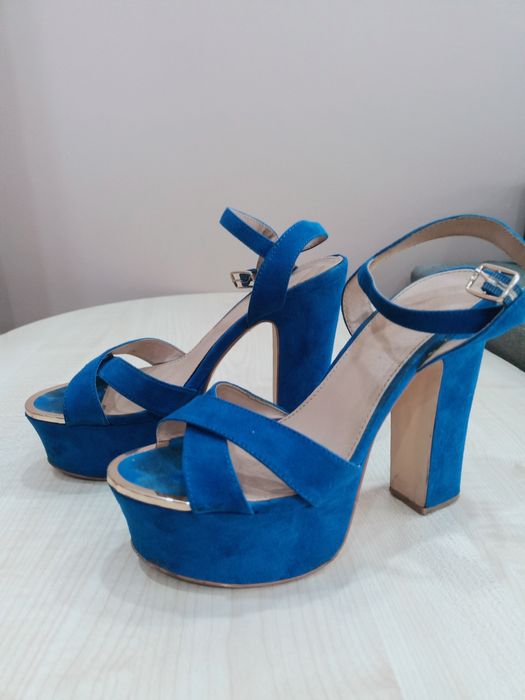 Босоніжки Primadonna