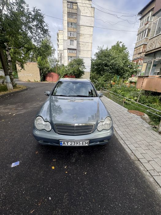 Mercedes-Benz C-Class 2003