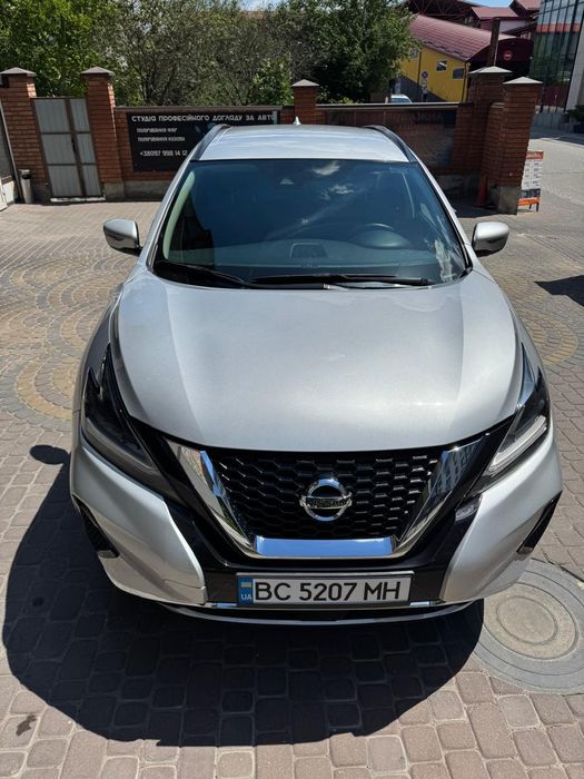 NISSAN MURANO 2019 року 140тис км