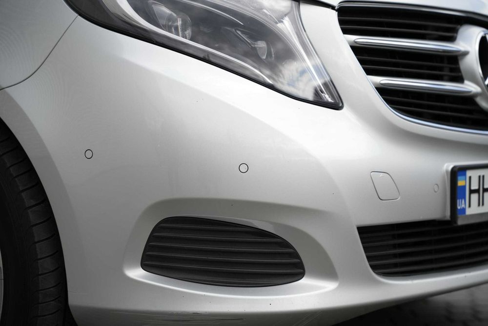 Mercedes-Benz V-Class