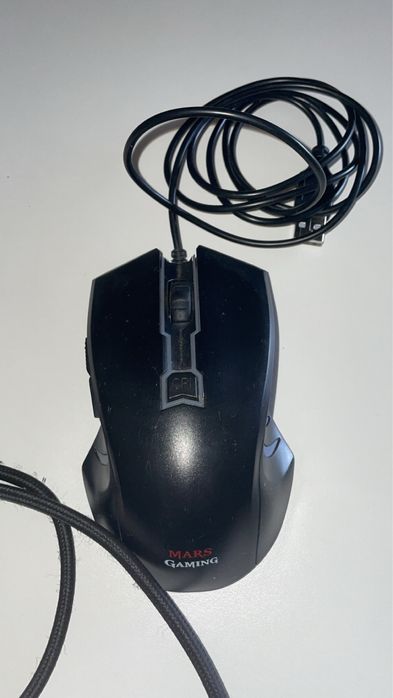 rato e fones gaming