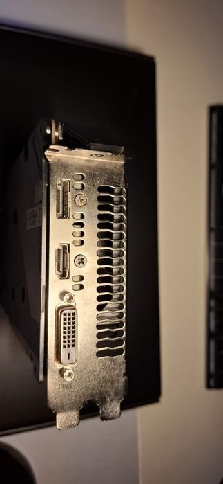 Placa Gráfica ASUS TUF GTX 1650 4GB Gaming