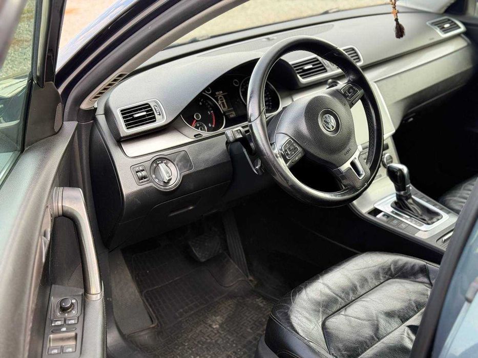 Volkswagen Passat | 2012 рік | 2.0 дизель