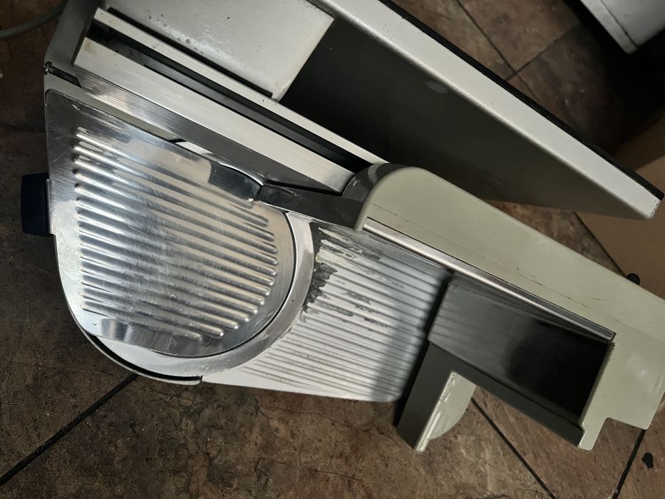 Krajalnica do wedlin/mies