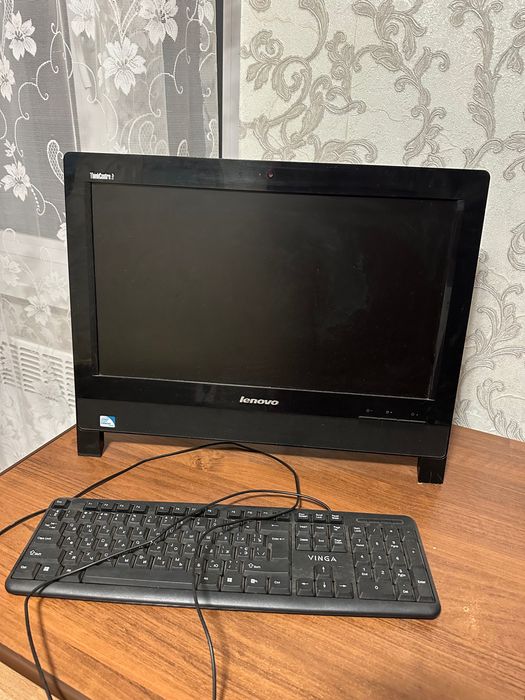 Моноблок  Lenovo Think centre edge 72 z