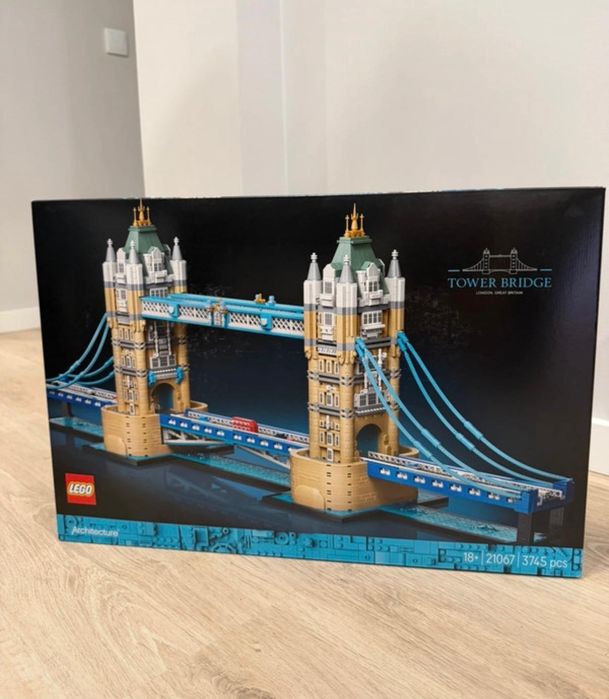 LEGO Tower Bridge 21067