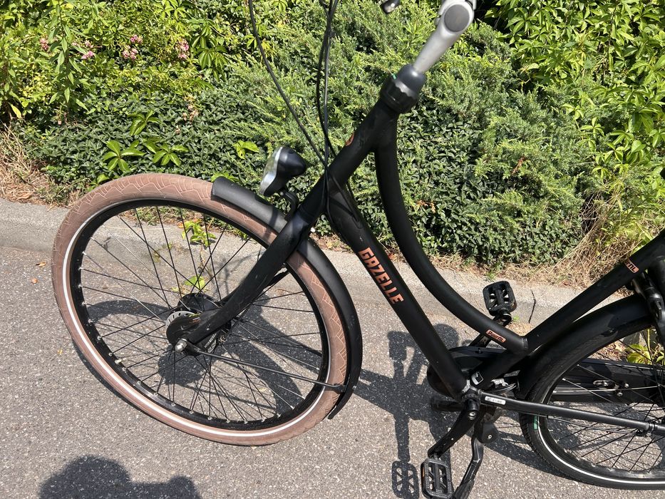 Holenderski rower elektryczny GAZELLE PUURNL 36V z silnikiem BAFANG /A