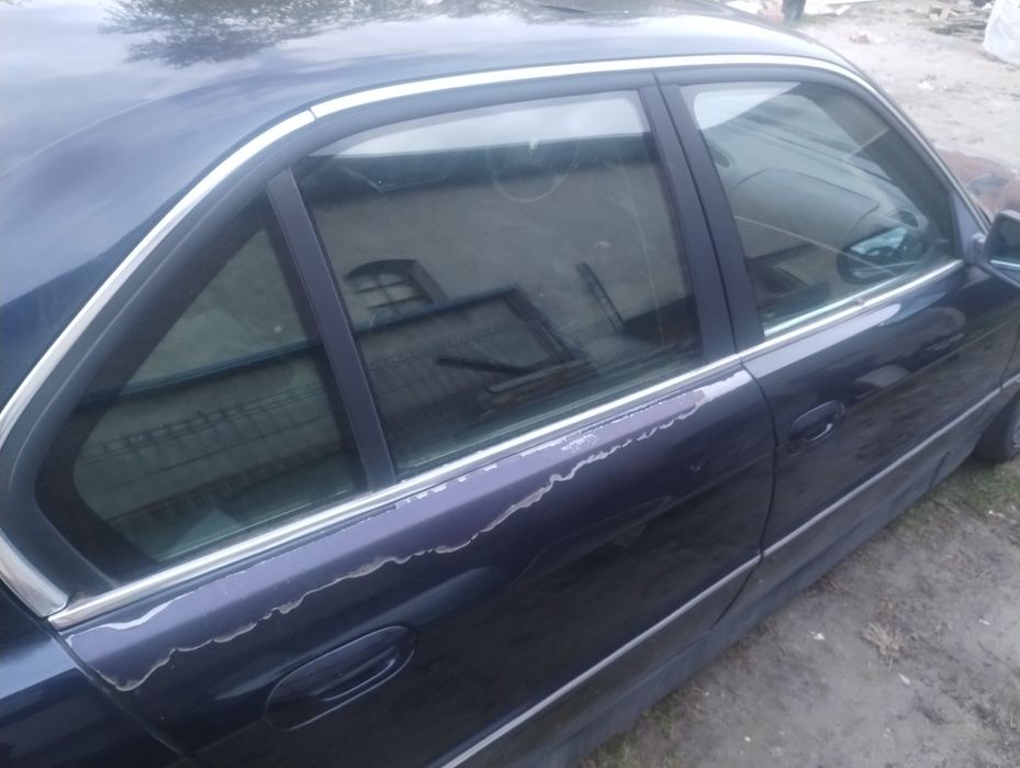 BMW 7 e38 podwójne szyby zestaw komplet