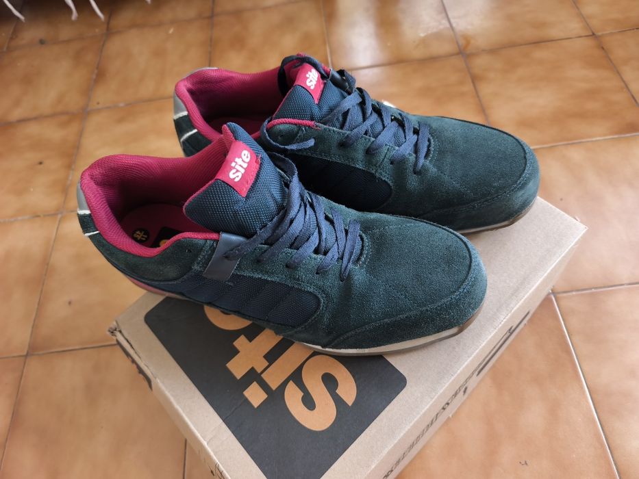 Sapatos tênis de protecção n 45/França
Muito leves e confortáveis
Pvp